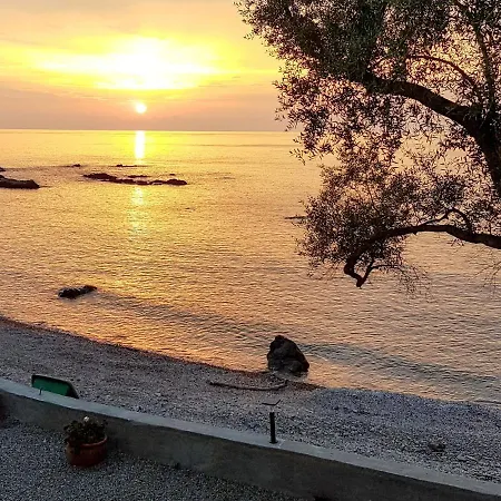 Vakantiehuis Mustella By Interhome