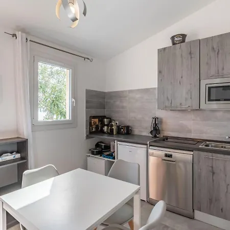 Vakantiehuis Mustella By Interhome Sari-Solenzara