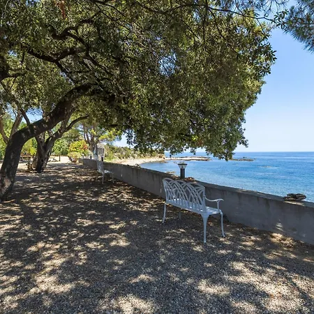 Mustella By Interhome